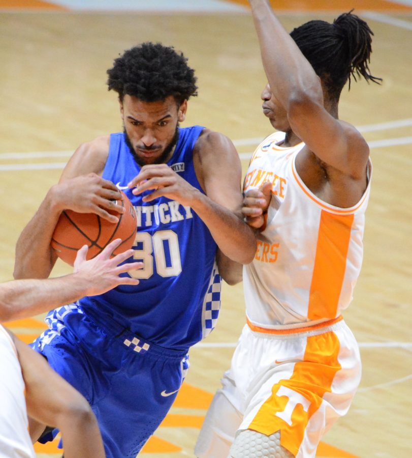 Olivier+Sarr+muscled+his+way+to+the+basket+in+a+win+over+Tennessee+on+Saturday+in+Knoxville.+Sarr+finished+with+10+points.
