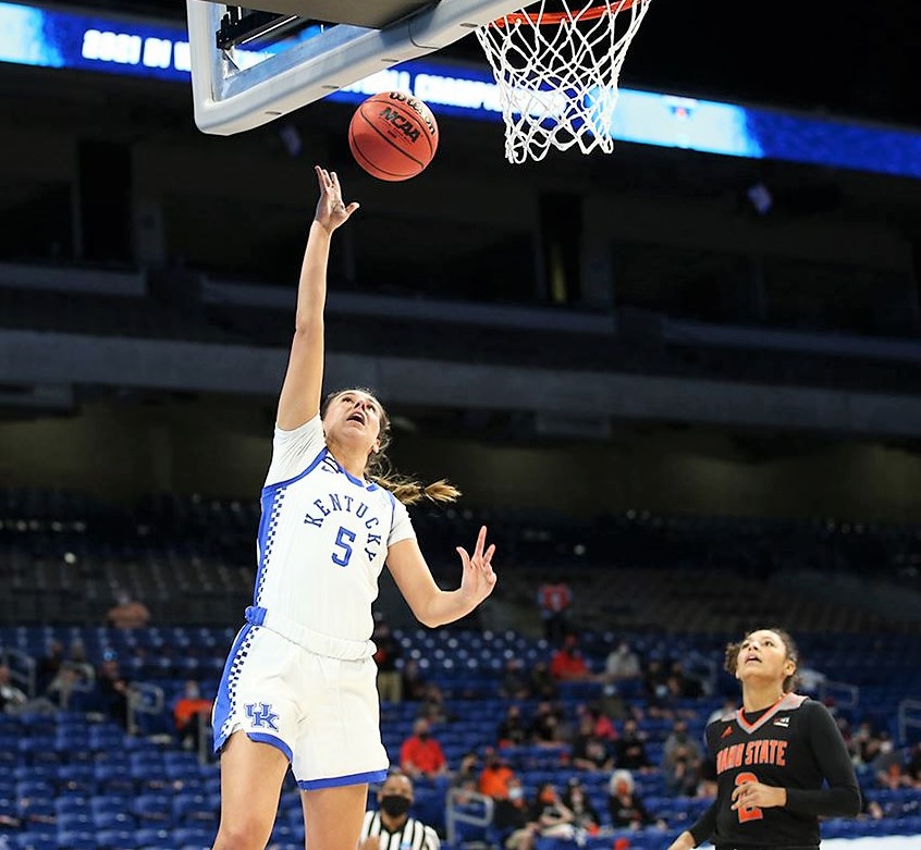 Blair Green went up for a layup against Idaho State on Sunday afternoon. 