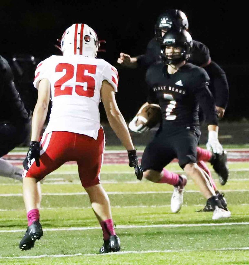 Harlan+Countys+Jonah+Swanner+returned+a+kickoff+in+last+weeks+game+against+Perry+Central.+Swanner+has+scored+seven+touchdowns+this+season.