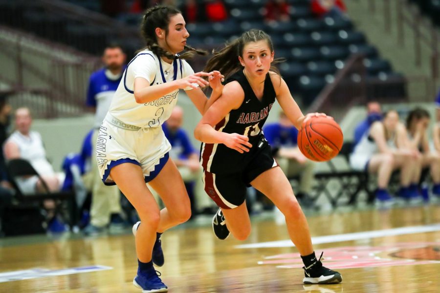 Harlan County guard Ella Karst, pictured in action in last years regional semifinals, scored 23 points on Monday in the Lady Bears scrimmage win at Williamsburg.