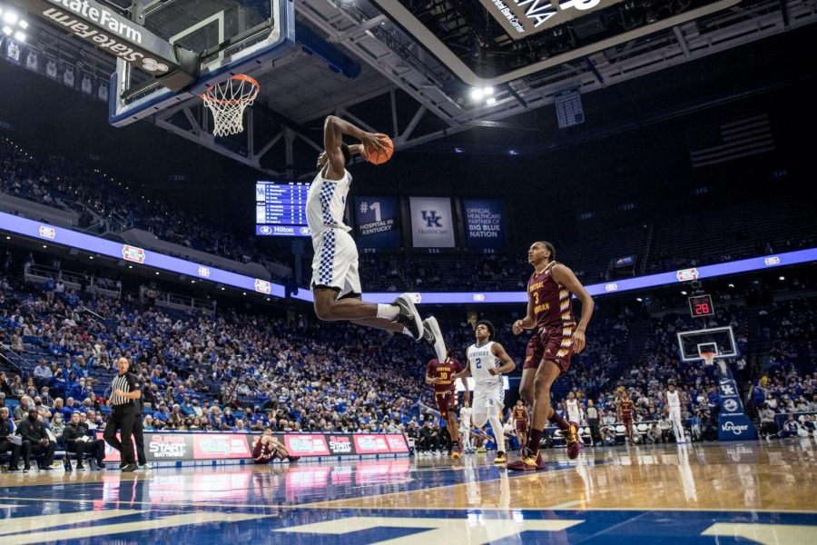 Oscar+Tshiebwe+scored+20+points+and+grabbed+16+rebounds+in+Kentuckys+85-57+win+over+Central+Michigan+on+Monday+night.