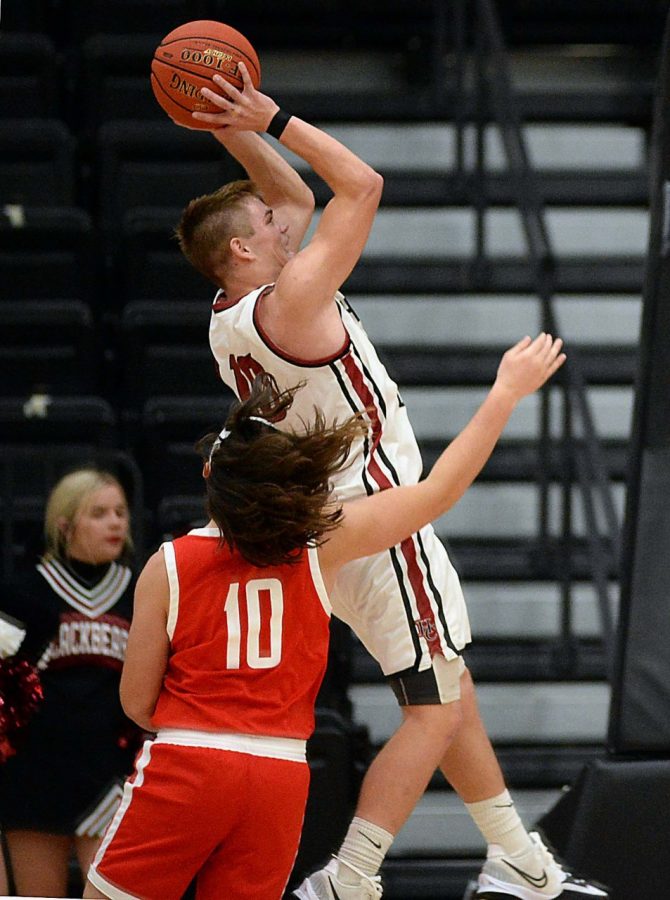 Harlan County guard Jonah Swanner went up for a shot in action against Corbin earlier this season. The Bears suffered their first loss of the season Friday at Williamsburg.