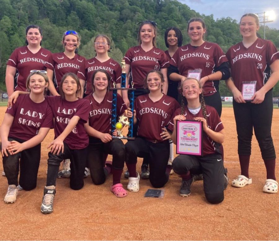 Cumberland won the middle school district championship with victories over New Harlan and Bell County.