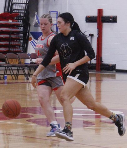 Harlan County guard Jaylin Smith raced down the court in action Monday at Corbin. Smith and the Lady Bears closed their summer schedule with a 5-3 record with a 46-19 win Tuesday at Middlesboro. The HCHS junior varsity team finished 3-2 on the summer with a 39-9 victory over Middlesboro.