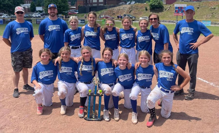 Super+Circuitz+won+the+softball+title+in+the+Harlan+Little+League.+Adelynn+Burgan+struck+out+11+batters+to+earn+the+win+in+the+circle.+Carmen+Gamboa+ended+the+game+with+a+two-run+inside-the-park+home+run+to+close+out+the+win+by+10-run+rule.+Team+members+include%2C+from+left%2C+front+row%3A+Cidda+Middleton%2C+Kenadee+Sturgill%2C+Carmen+Gamboa%2C+Jaycee+Simpson%2C+Braylee+Wilson%2C+Brylie+Wilson+and+Chloe+Daniels%3B+back+row%3A+assistant+coach+Robbie+Middleton%2C+assistant+coach+Johnny+Simpson%2C+Lacey+Lemarr%2C+Vanessa+Griffith%2C+Kelsie+Middleton%2C+Aiselyn+Sexton%2C+Adelynn+Burgan%2C+coach+Courtney+Burgan+and+coach+Scott+Lewis.+