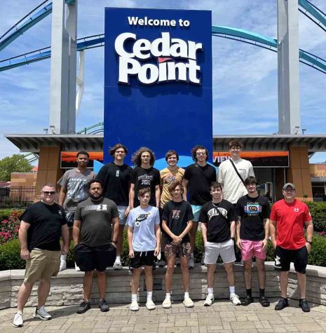 The Harlan County Black Bears made a stop at the Cedar Point amusement park in Ohio before beginning play Friday in the Midwest Live summer basketball tournament.