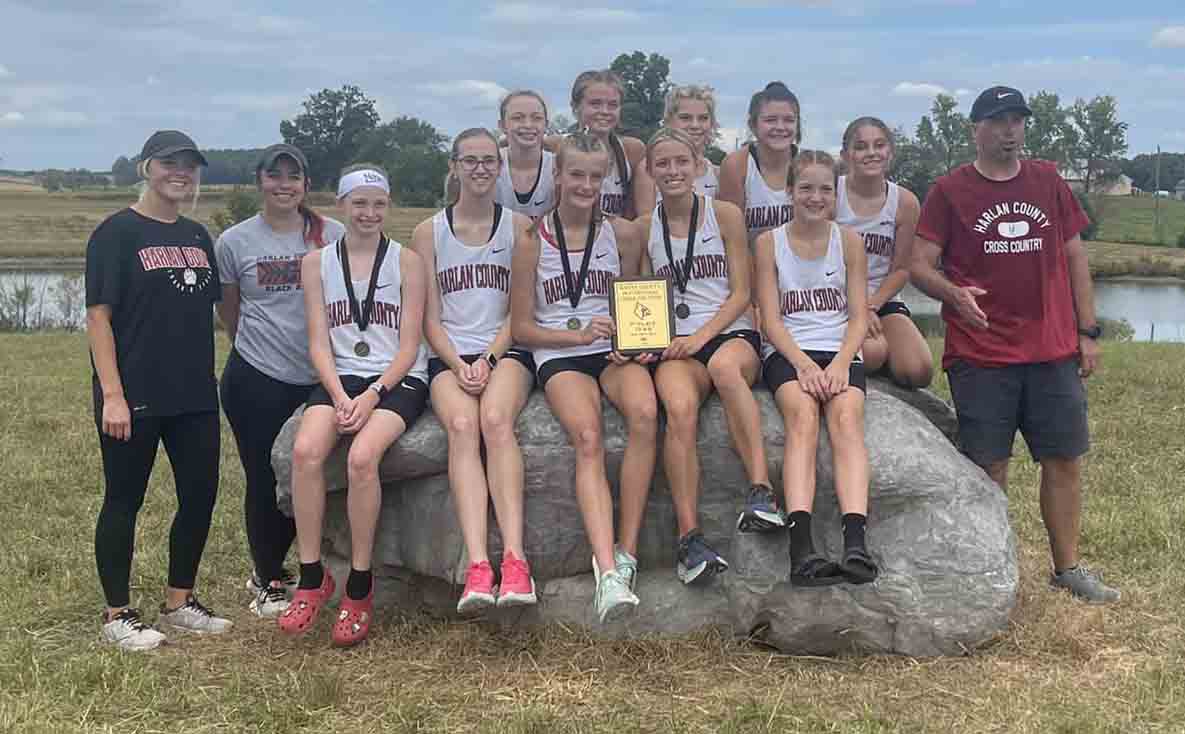 The Harlan County High School girls captured the team title in a meet at Wayne County High School on Saturday.