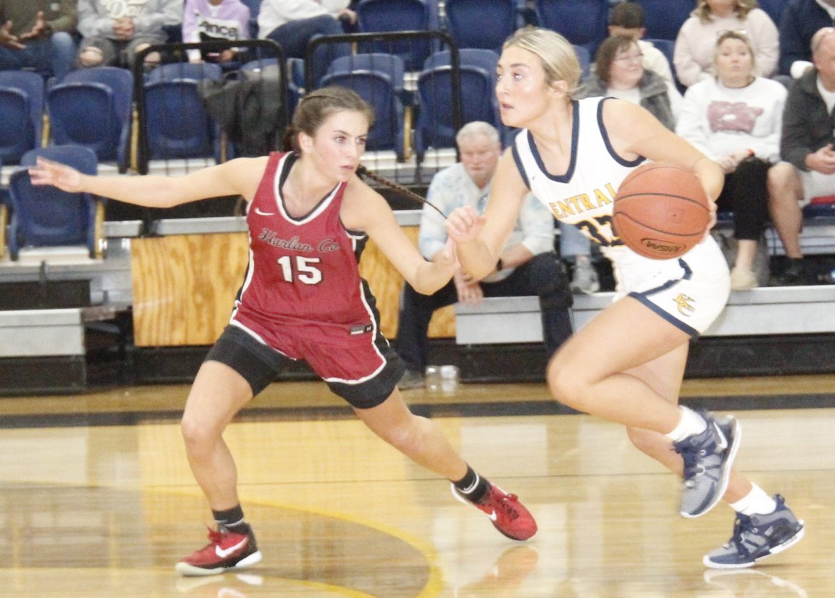 Knox Central guard McKenzie worked against Harlan Countys Ella Karst during the Lady Panthers 66-37 win on Tuesday in Barbourville. Karst scored 24 points to lead the Lady Bears, reaching the 2,000-point mark for her career in the process.