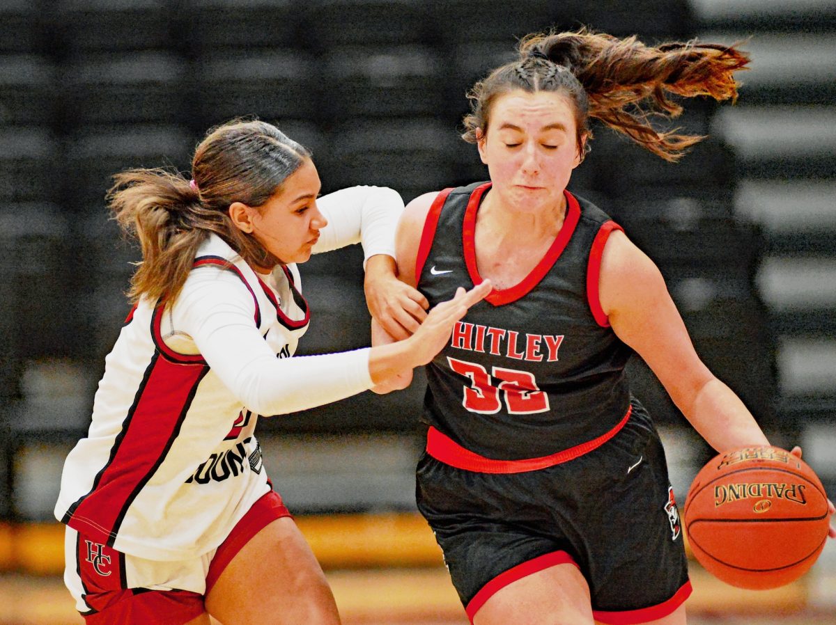 Harlan+County%E2%80%99s+Paige+Phillips+guarded+Whitley+County%E2%80%99s+Madisyn+Hopkins+in+Monday%E2%80%99s+game.+Hopkins+had+27+points+and+10+rebounds+in+the+Lady+Colonels%E2%80%99+52-42+victory.