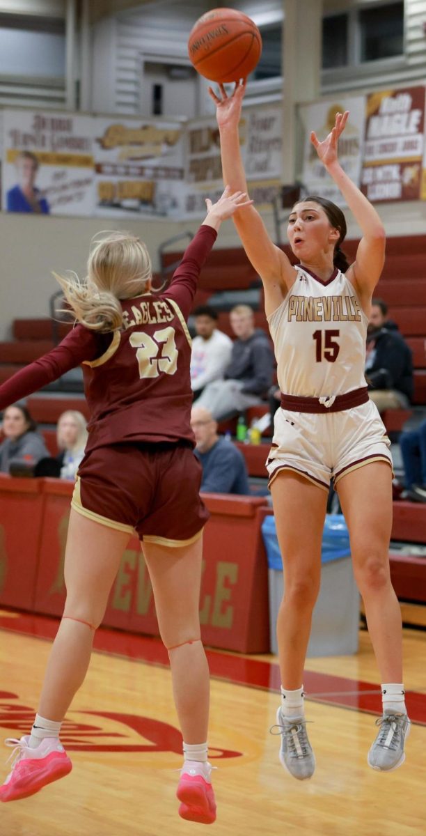 Pineville jkunior forward Ava Arnett scored 14 points against Harlan County and 16 against Clay County as the Lady Lions improved to 5-0 on the season.