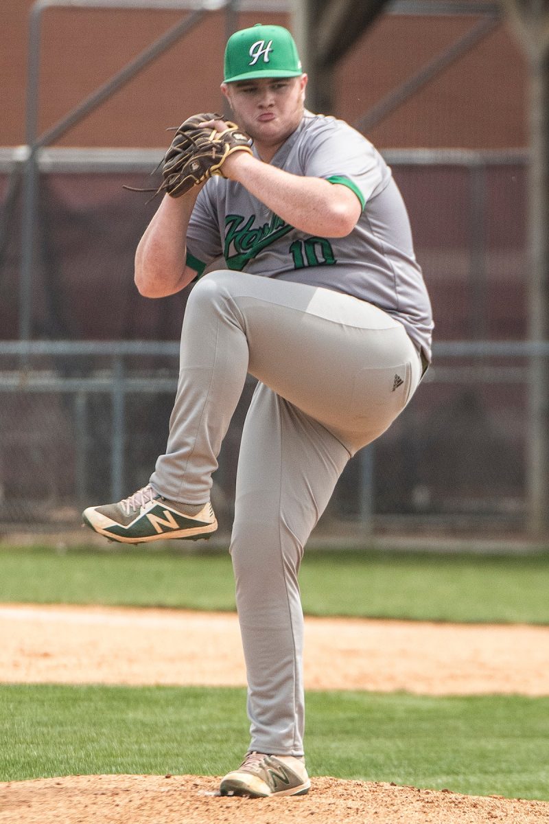 Harlans Jared Moore gave up only two hits over five shutout innings as the Green Dragons knocked off visiting Thomas Walker, Va., 9-0 on Thursday.