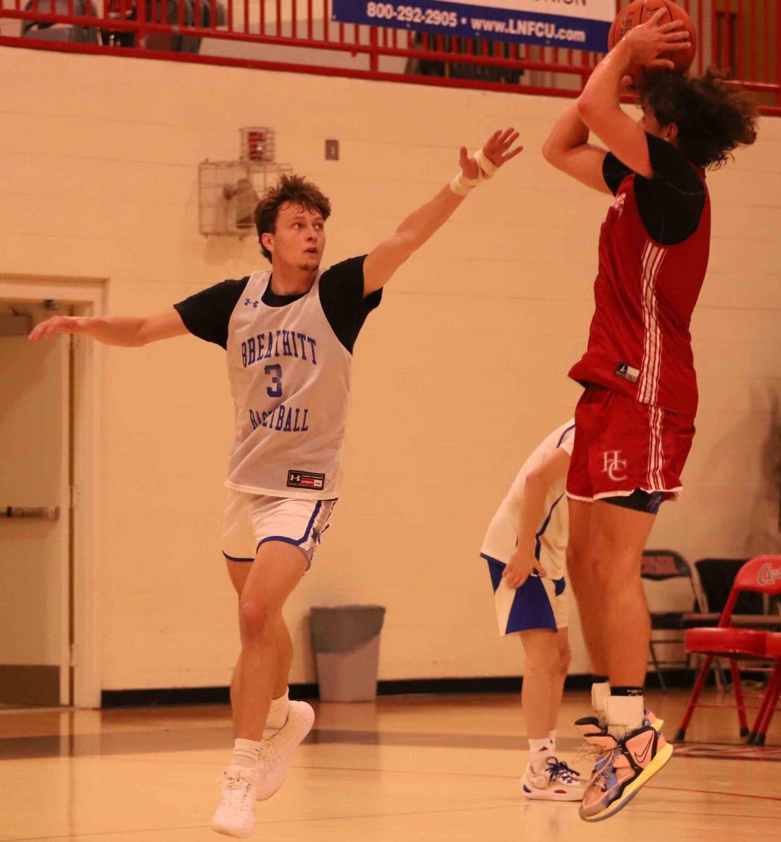 It was a battle of all-staters on Monday at South Laurel as Harlan Countys Maddox Huff put up a shot over Breathitt Countys Austin Sperry. The two are ranked among the states top players in the Class of 2025. Huff scored 27 points in the Bears 76-64 win.