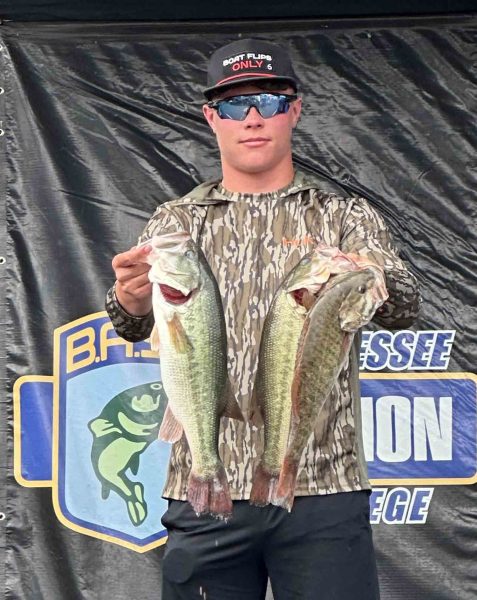 Harlan County High School junior Hunter Napier finished 11th in the Tennessee State Fishing Championships with a two-day total of 29.73 pounds as a member of the Harlan Lip Rippers. The tournament was held May 31-June 1 at the Kentucky Lake.
