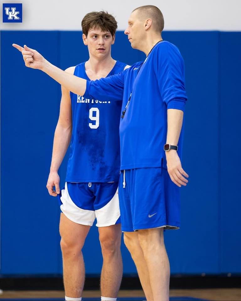 Kentucky coach Mark Pope talked with freshman Trent Noah, a former Harlan County all-stater, during a recent practice session.
