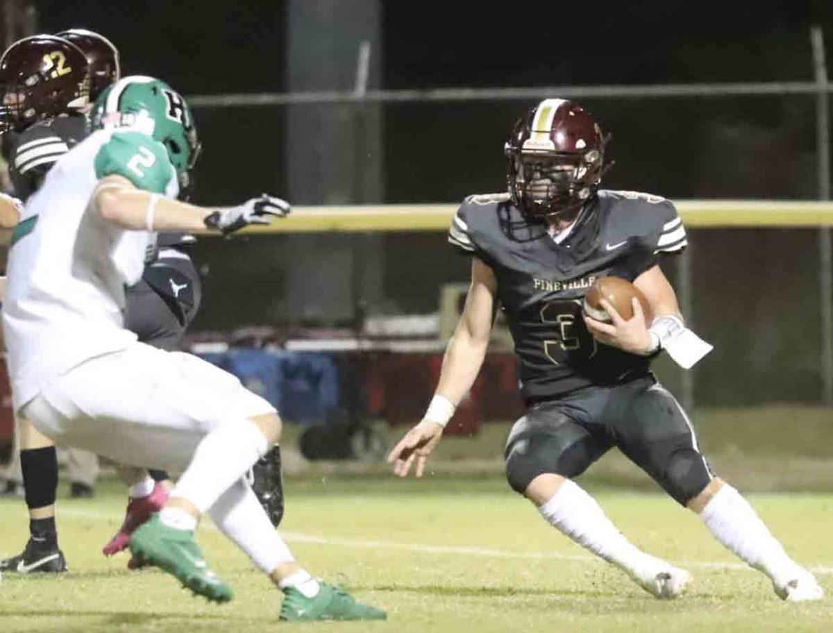 Junior running back Kaiden Robbins led Pineville last season with 779 rushing yards, 669 receiving yards and 10 touchdowns.