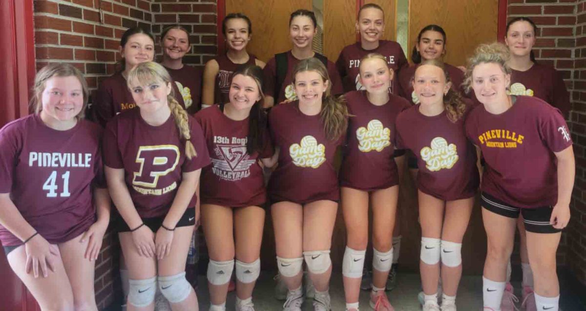 Team members include, from left, front row: Emma Cupp, Alyssa Obenshain, Makaya Terrell, Mckenna Turner, Brynlee Sizemore, Jaycee Caldwell and Baileigh Bargo; back row: Brooke Harris, Pyper Millard, Kamryn Biliter, Ava Arnett, Kadence McQueen, Maja Brown and Addison Slone.