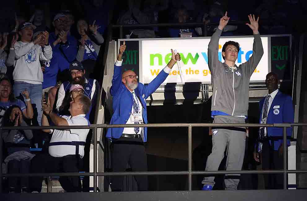 Harlan County graduate Trent Noah made an impressive debut as a member of the Kentucky basketball team during Big Blue Madness as he was introduced with "You'll Never Leave Harlan Alive" playing. Noah was second to fellow freshman Travis Perry in the 3-point contest.