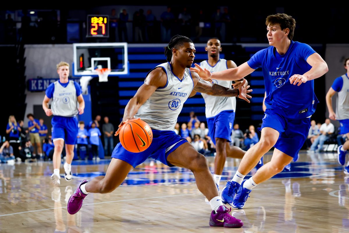 Trent Noah worked on defense during the scrimmage.