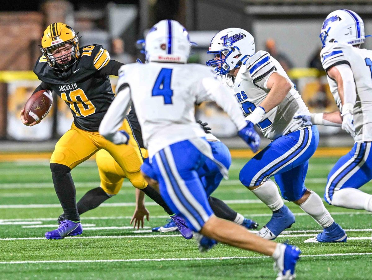 Middlesboro freshman quarterback Bryson Heck completed eight of his 16 pass attempts for 127 yards and a touchdown. Heck also added a rushing touchdown.
