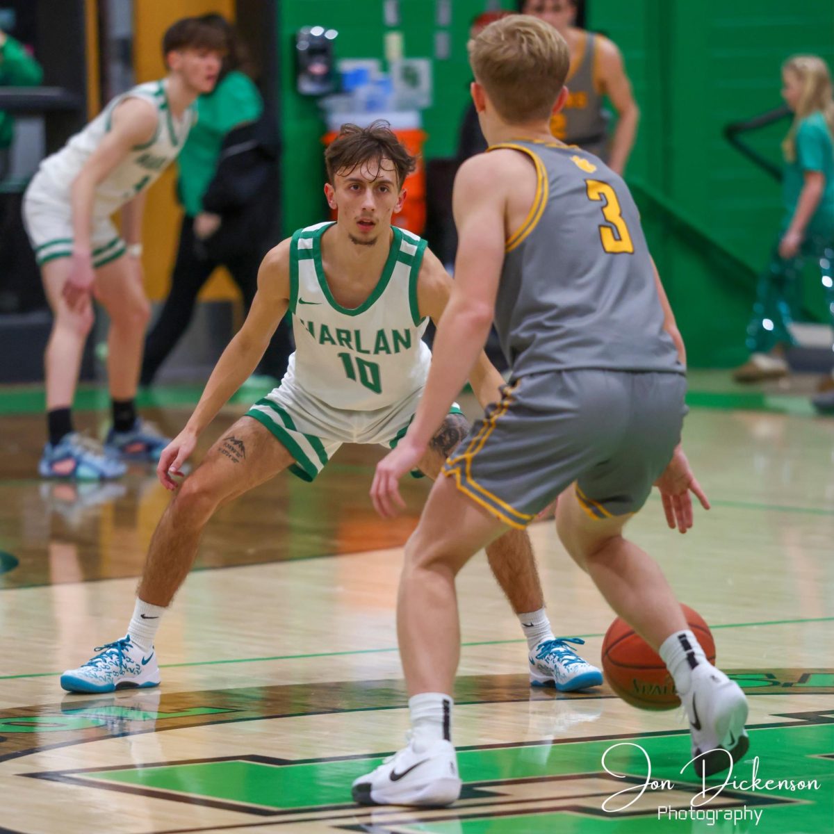 Harlan guard Dylan Cox, pictured in action earlier this season, scored 15 points Friday as the Green Dragons defeated Spring Hill, Tenn., 59-41 in the Pulaski Invitational in Somerset.