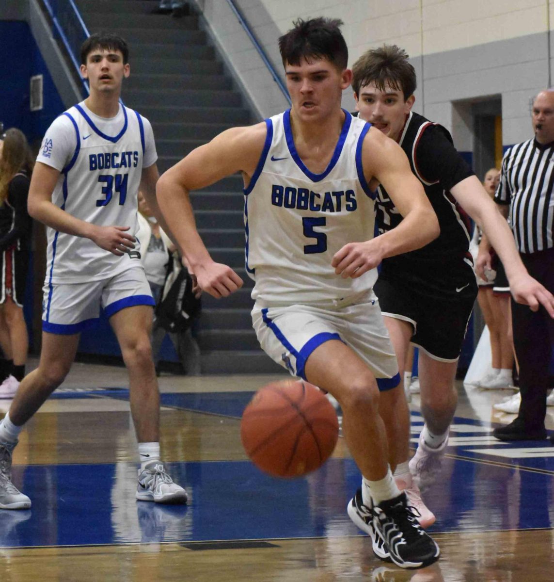 Bell County's Blake Burnett scored 29 points Tuesday to lead the Bobcats in a 79-65 win over Harlan County.