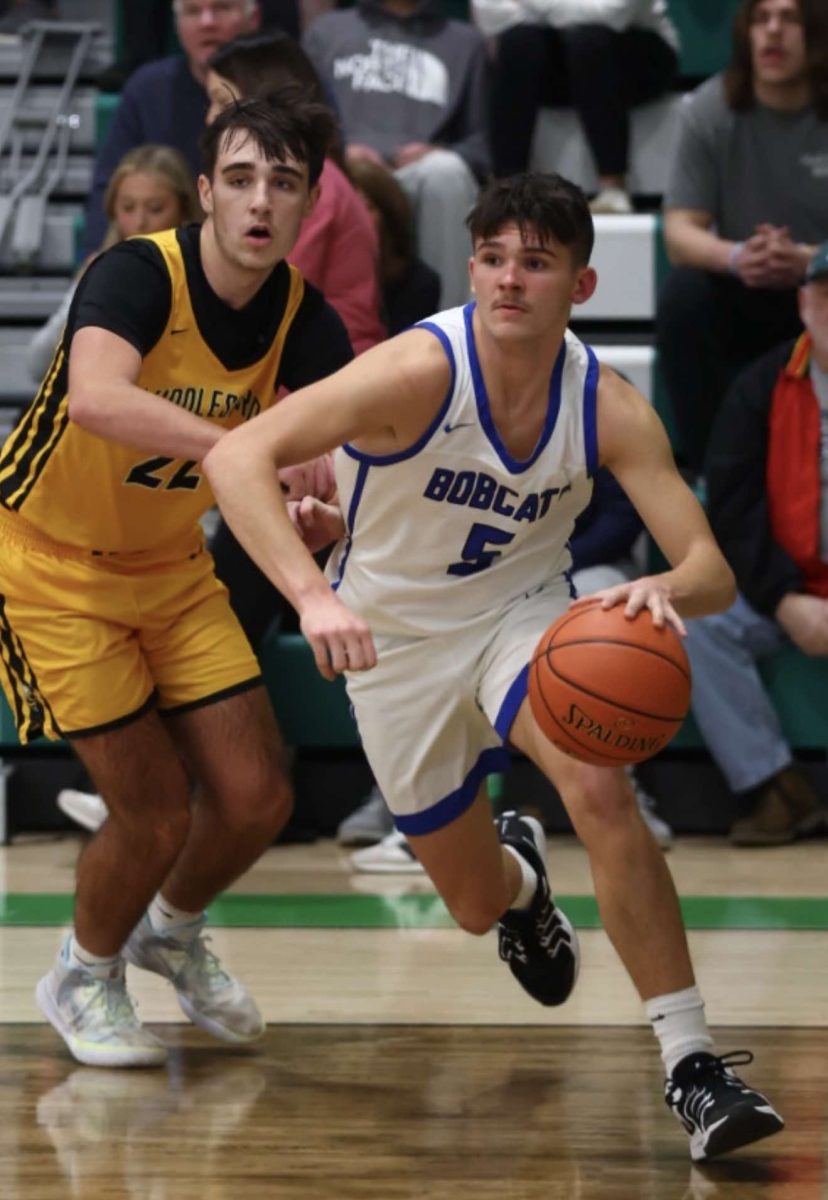 Bell County junior Blake Burnett worked to the basket in Tuesday's win over Middlesboro in the 52nd District Tournament.