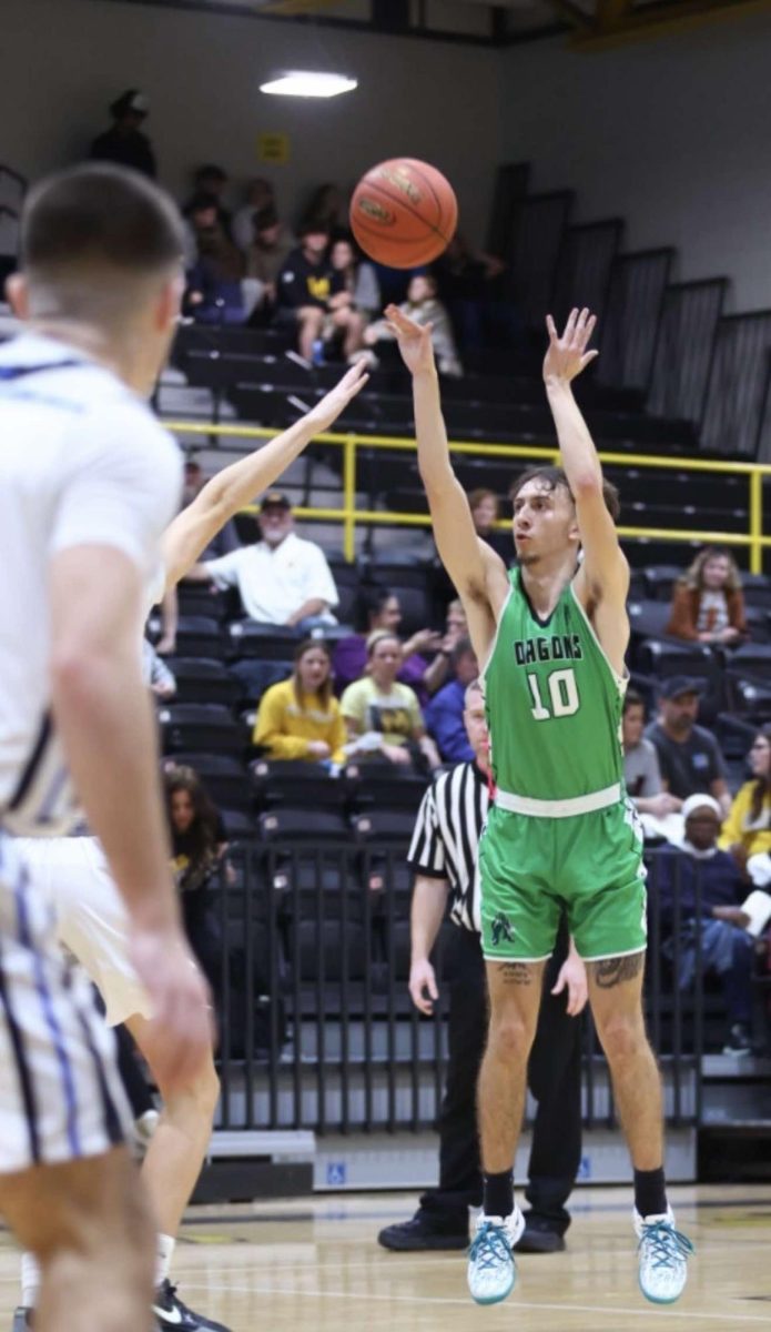 Junior guard Dylan Cox led Harlan with 15 points in a 46-34 win Tuesday at Middlesboro.