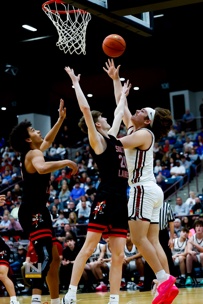 Harlan County's Jaycee Carter worked inside for a shot in last year's 13th Region Tournament. Carter and the Bears enter this year's postseason play as one of the favorites in the 13th Region.