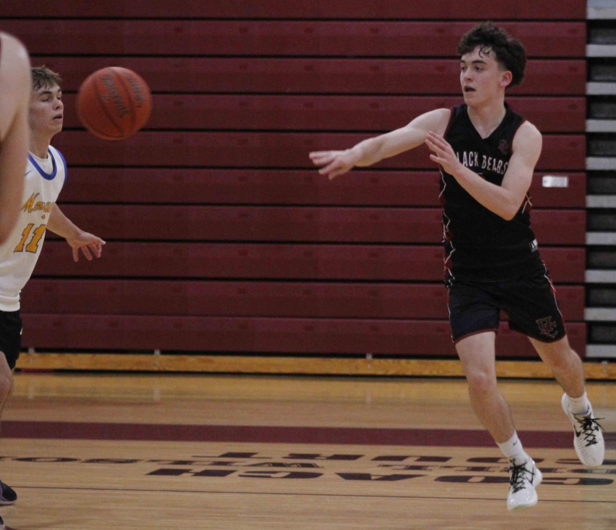 Harlan County sophomore guard Kaden Jones delivered a pass in summer basketball action Tuesday at Leslie County. The Black Bears fell 62-60 to Morgan County in overtime.