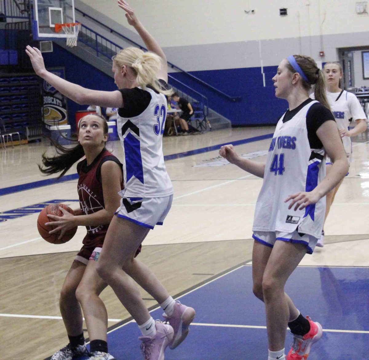 Harlan County sophomore guard Kylee Runions worked inside for a shot in scrimmage action Friday at Bell County. Runions scored nine points in the Lady Bears’ 64-49 win over Barbourville.
