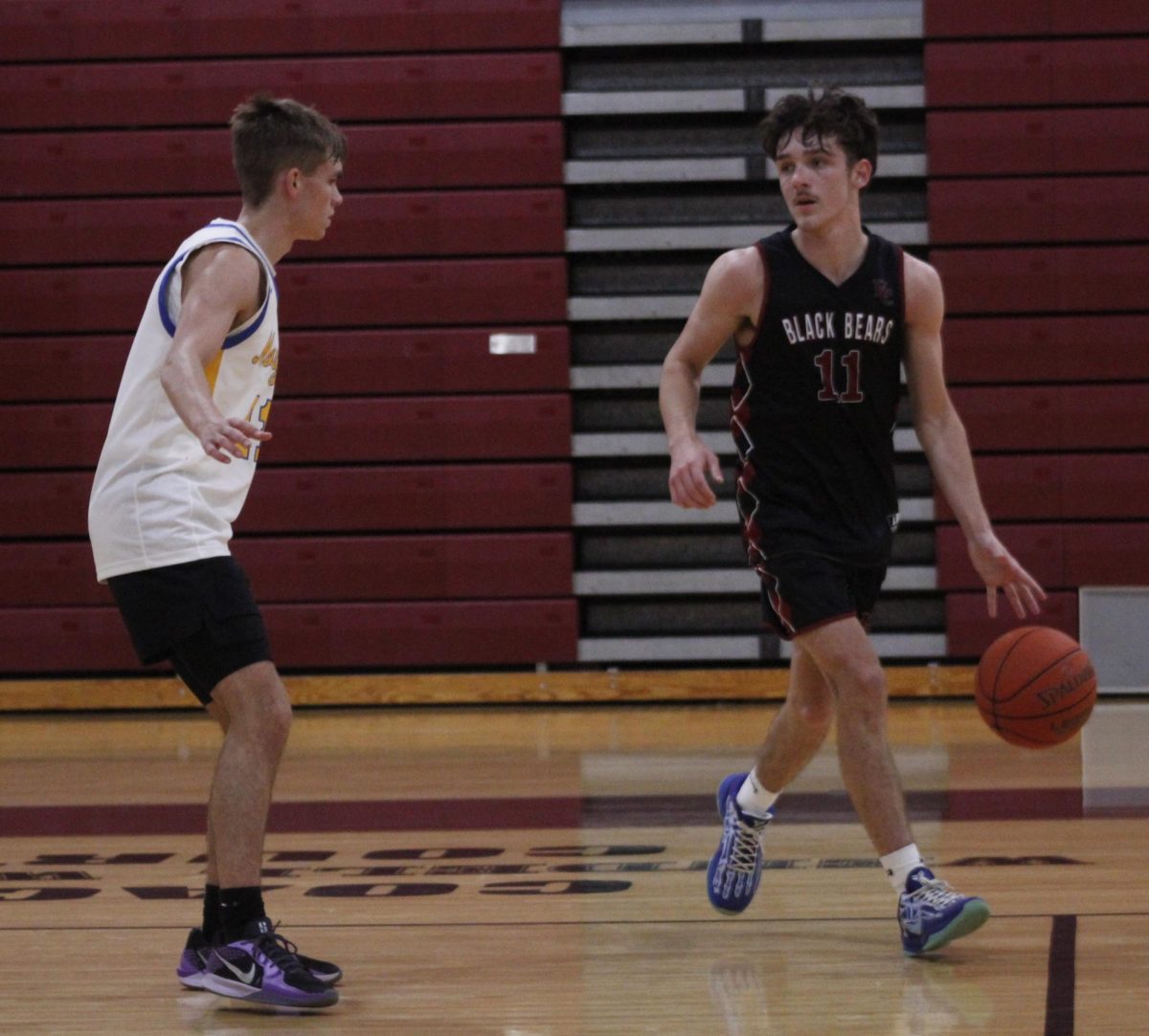 Harlan County guard Trent Cole, pictured in action earlier this week at Leslie County, scored 37 points Thursday in a summer scrimmage win over Metcalfe County at Lindsey Wilson College.