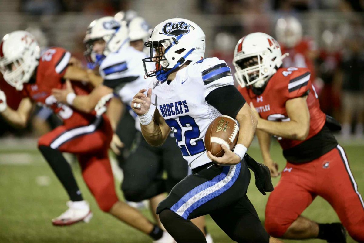 Bell County tailback Kaleb Miller broke free on one of several long runs Friday in the Bobcats’ win at Whitley County. Miller ran for 121 yards and three touchdowns as the Bobcats improved to 5-0.
