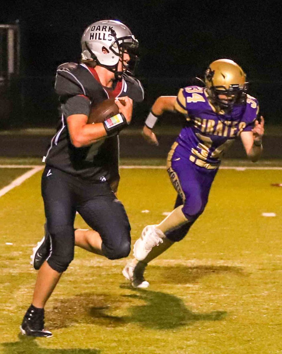 Harlan County running back Hudson Faulkner, pictured in action earlier this season, ran for 65 yards in the Bears' 35-14 win Friday over Shelby Valley.