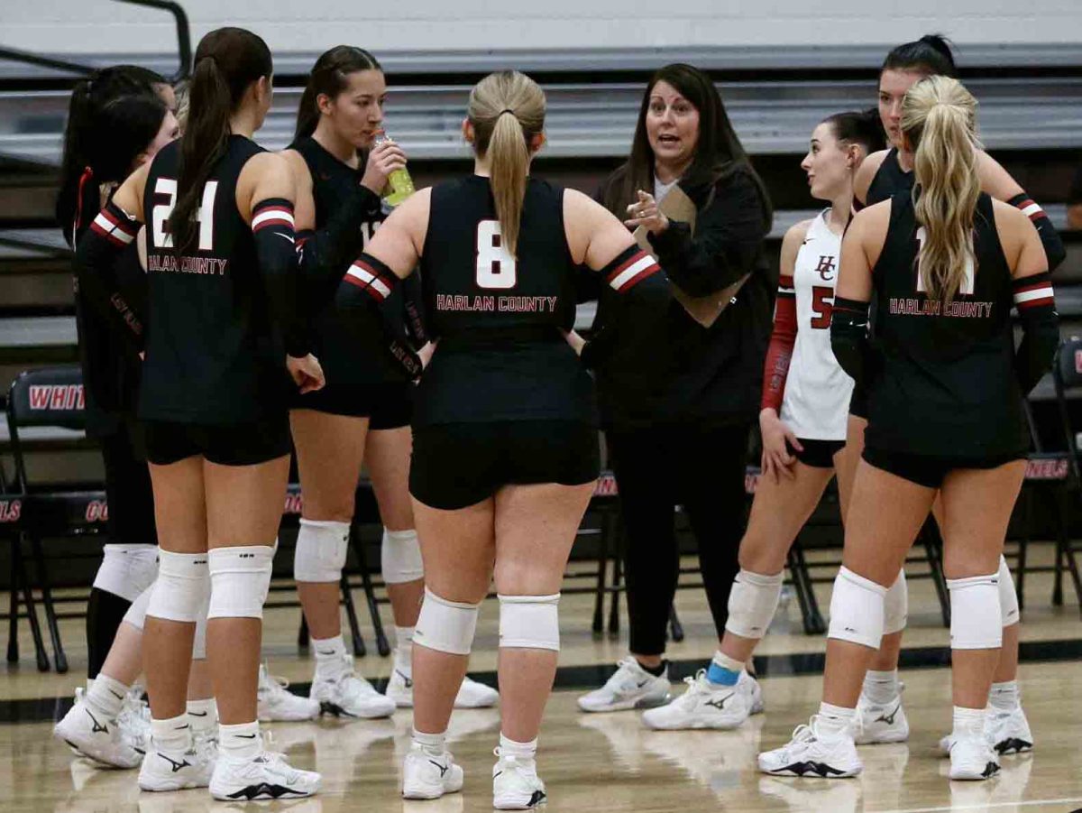Harlan County assistant coach Dianna Blanton talked to the Lady Bears during a match earlier this season. The Lady Bears open defense of their 52nd District Tournament championship on Monday at 6 against Harlan.


