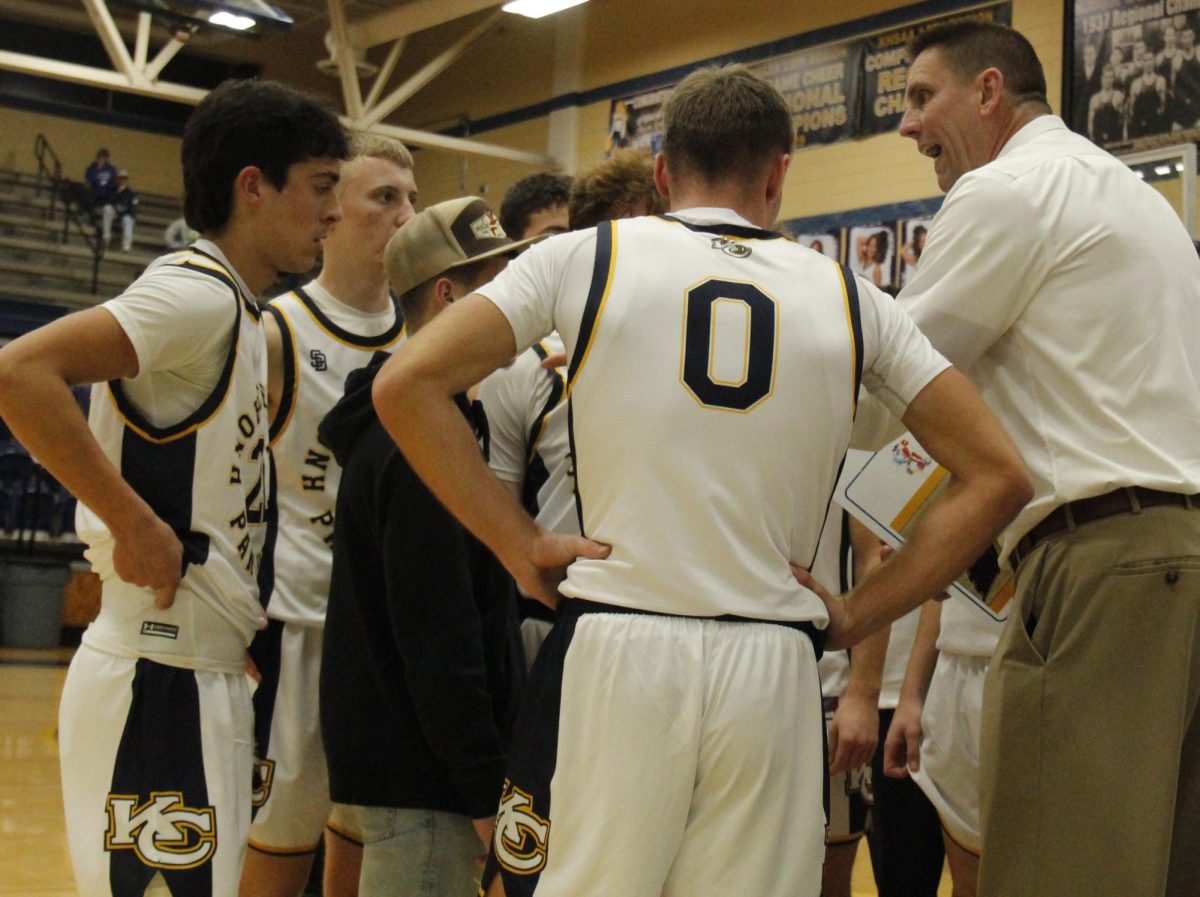 Knox Central coach Tony Patterson talked with his team during a timeout Monday in the season opener for both teams. Patterson led the Panthers to a 72-43 win in his first game since stepping away from coaching after the 2022 season.