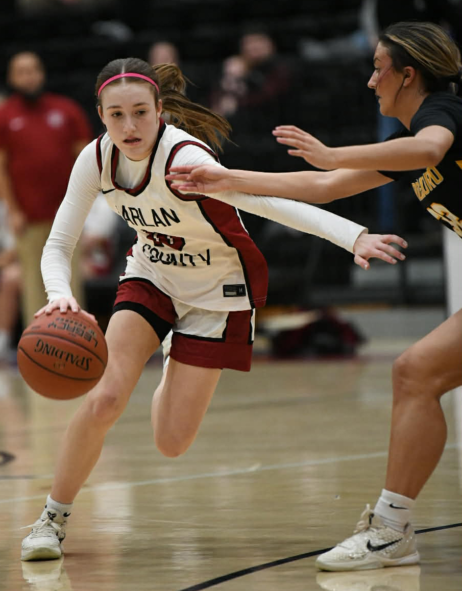 Harlan County freshman guard Jaycee Simpson headed to the basket in Friday's game against Middlesboro.