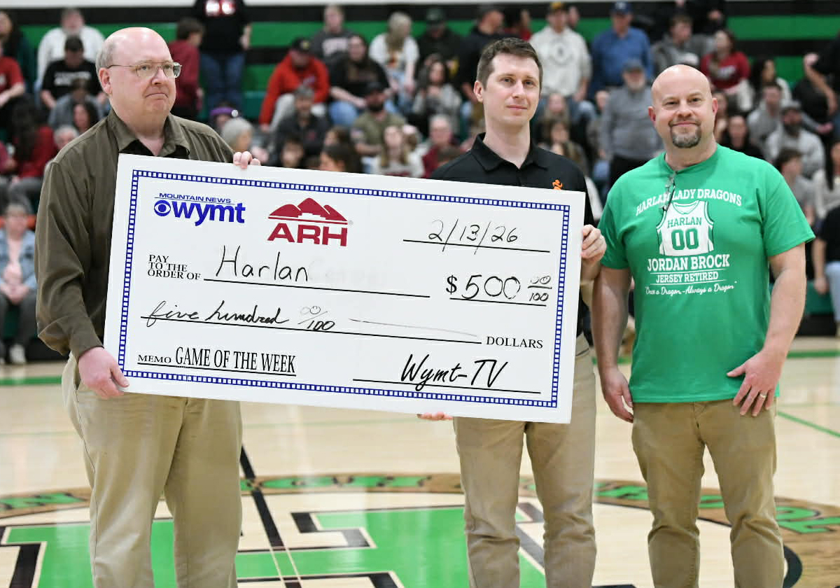 ARH sponsored the WYMT Game of the Week earlier this month at Harlan High School as the Green Dragons played Harlan County. A check was presented to Harlan High School, represented by Principal Mike Bolton. Representing ARH were Mark Bell (left) and Dr. J. Trevor Stefanski, who is a new orthopedic surgeon in Harlan now practicing and seeing patients inside the Daniel Boone Clinic. 