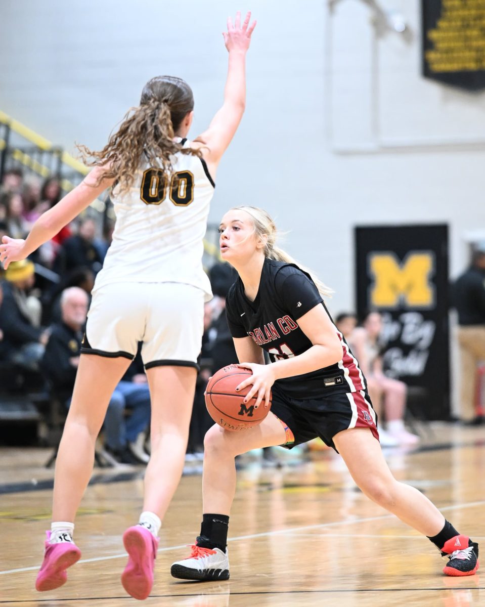 Harlan County eighth grader Taylynn Napier scored 16 points, all in the second half, to lead the Lady Bears to a 40-32 win Friday at Middlesboro.