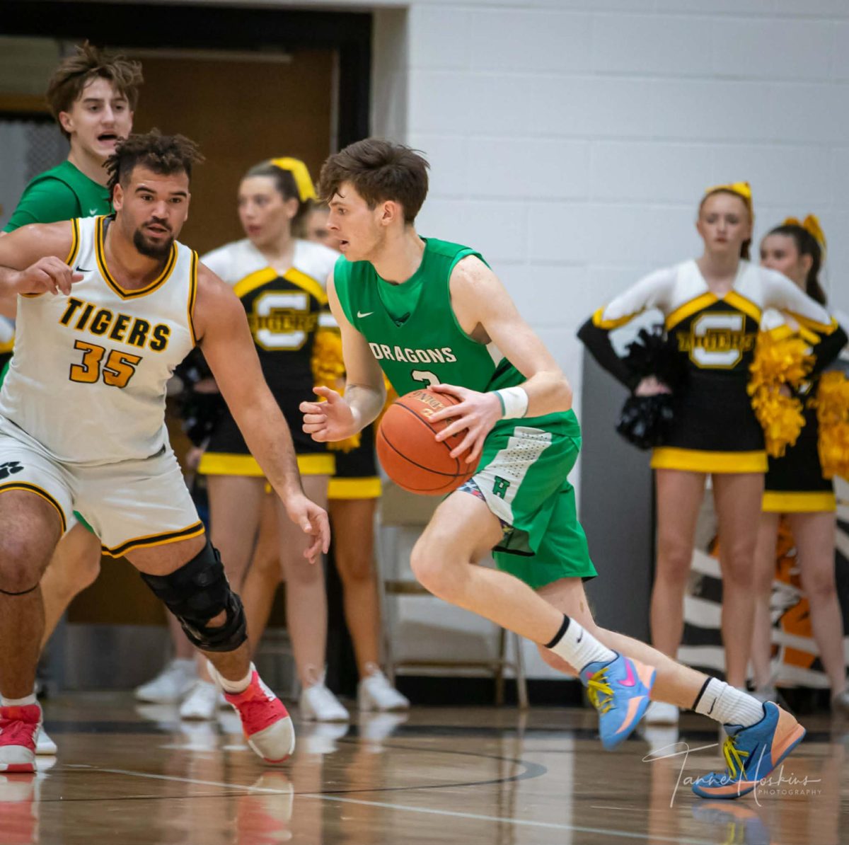 Izack Saylor, pictured in action earlier this season, led Harlan on Tuesday with 22 points in a 72-54 win at Pineville.