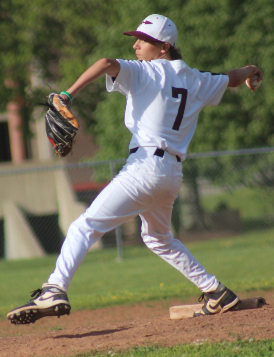 Cumberland's Robby Johnson delivered a pitch in Monday's game against Middlesboro. The Redskins won 15-10.