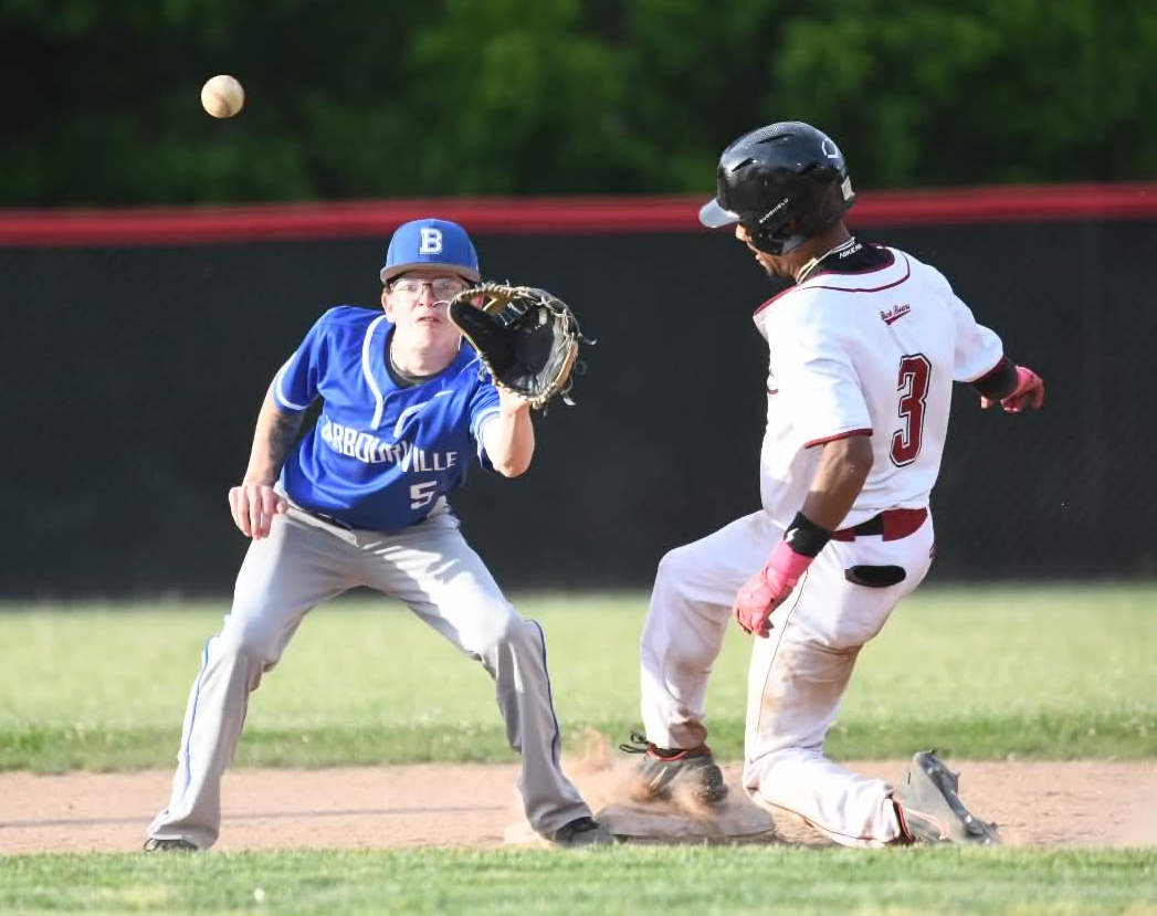 Harlan County senior catcher DaShaun Smith beat the throw to second for a steal in the Black Bears' 12-11 win Friday over Barbourville.