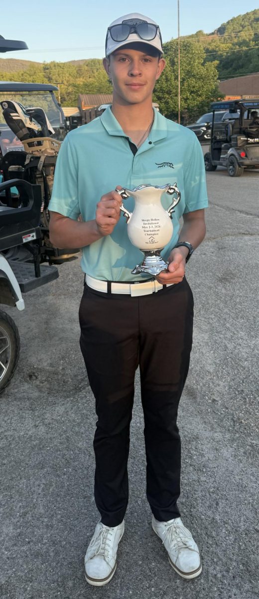 Waylon Clutts was the winner of the Sleepy Hollow Invitational Tournament title on Sunday in Cumberland. Clutts finished with a four-under par 66 to win by six strokes.