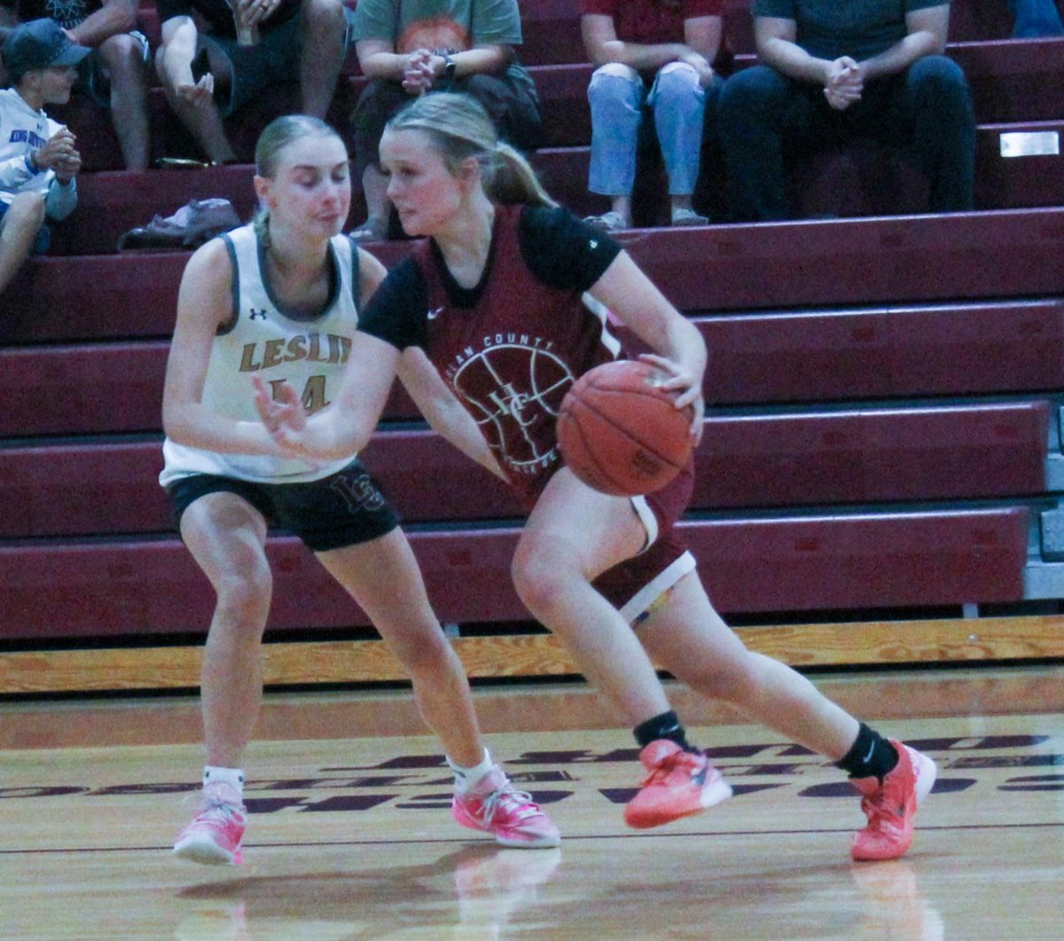 Harlan County freshman guard Taylynn Napier worked to the basket in summer scrimmage action at Leslie County. The Lady Bears improved to 7-1 in summer action with wins over Somerset and Boyle County on Thursday.