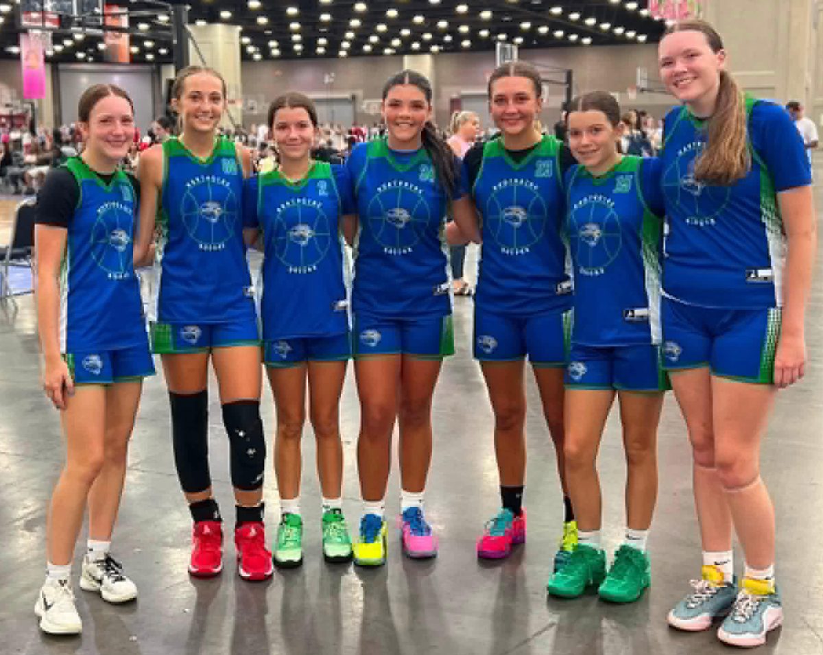 Team members include, from left, Jaycee Simpson, McKenzie Fannin, Alli Gray, Laylee Phillips, Maci White, Sophie Gray and Ella Hubbard.